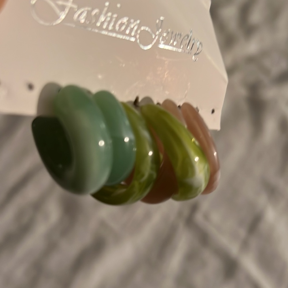 Hoop Earring Bundle - Picture 3 of 3